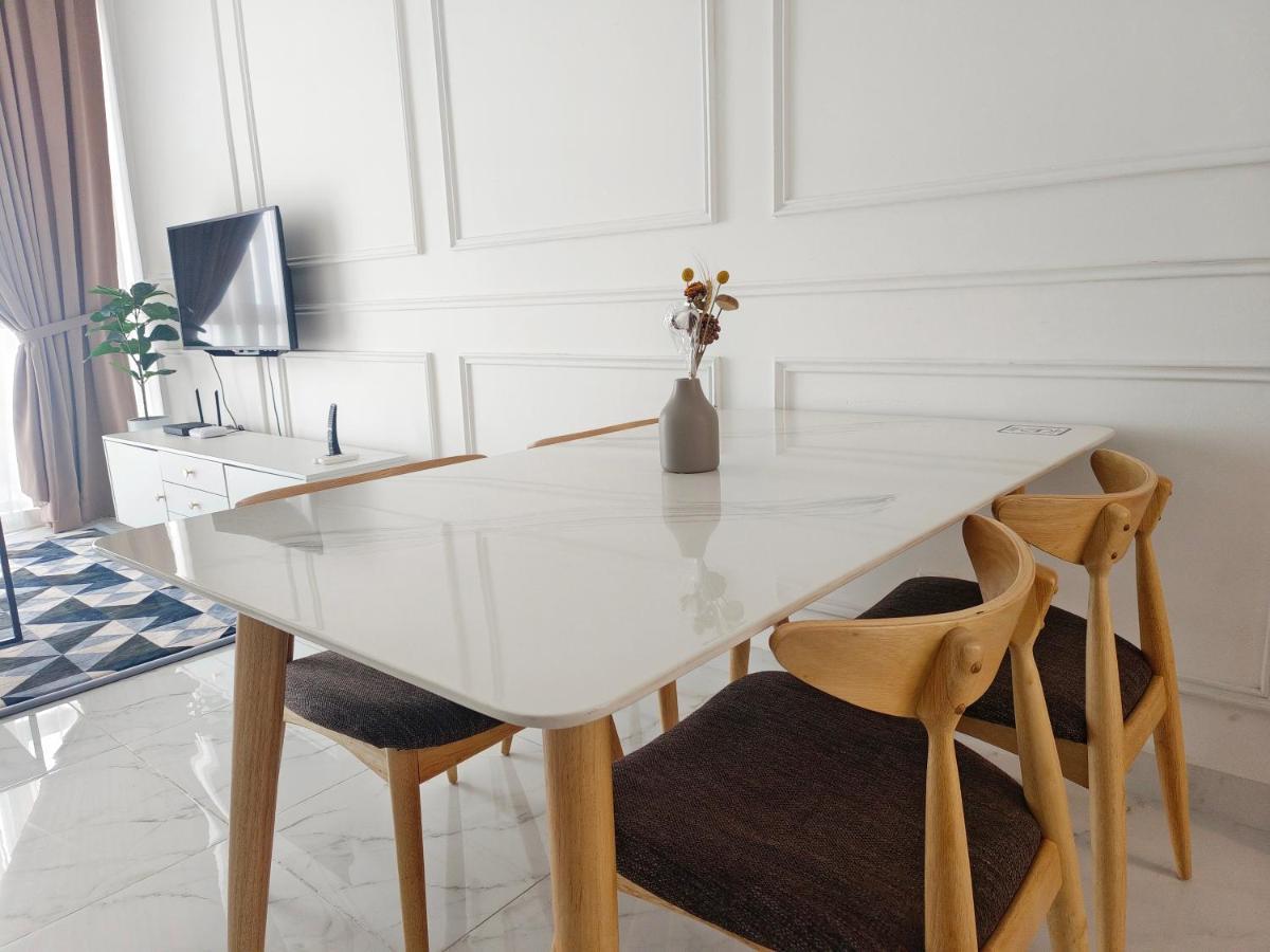 One Bedroom Troika Kota Bharu By Aghome, Modern Design Dış mekan fotoğraf