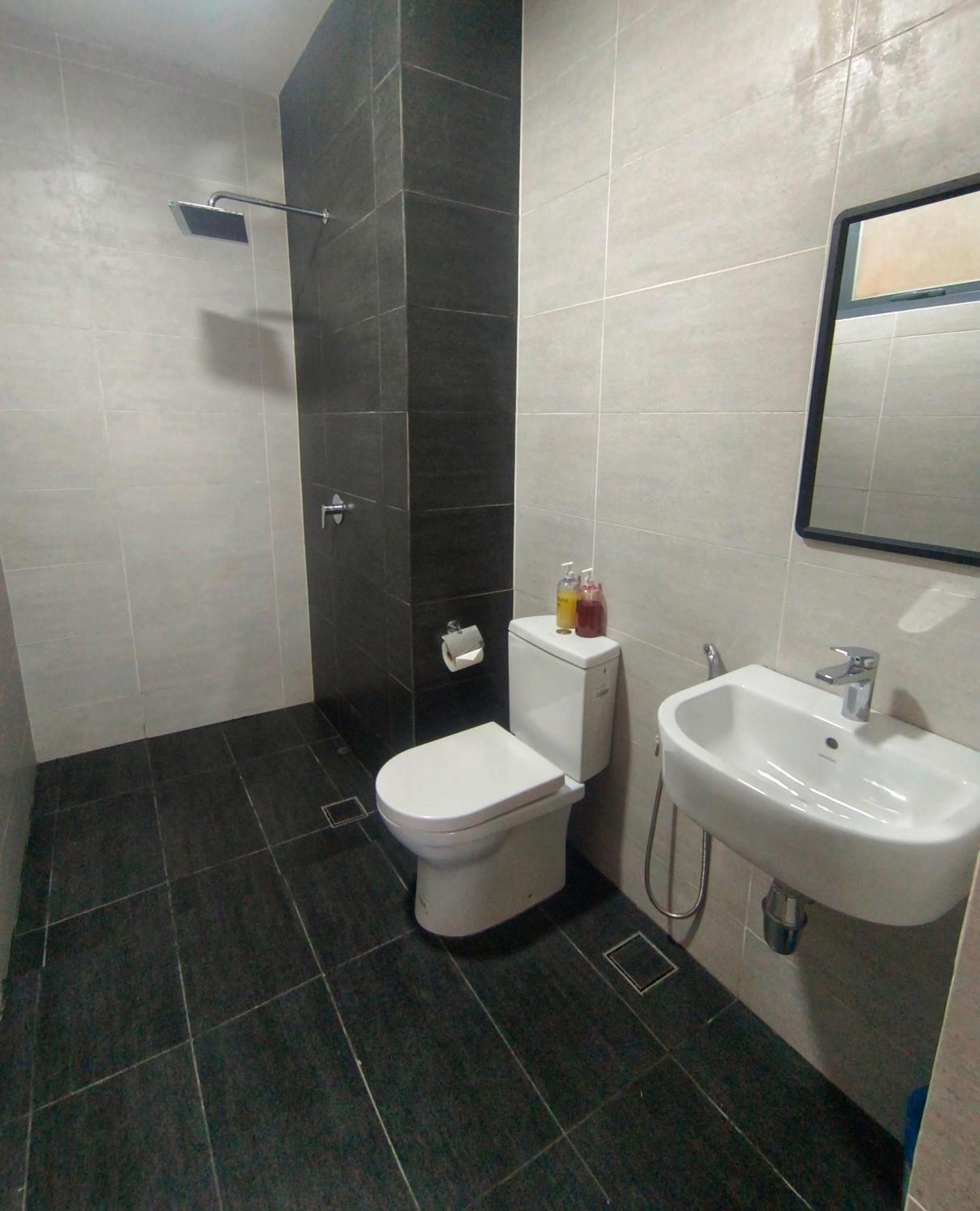 One Bedroom Troika Kota Bharu By Aghome, Modern Design Dış mekan fotoğraf