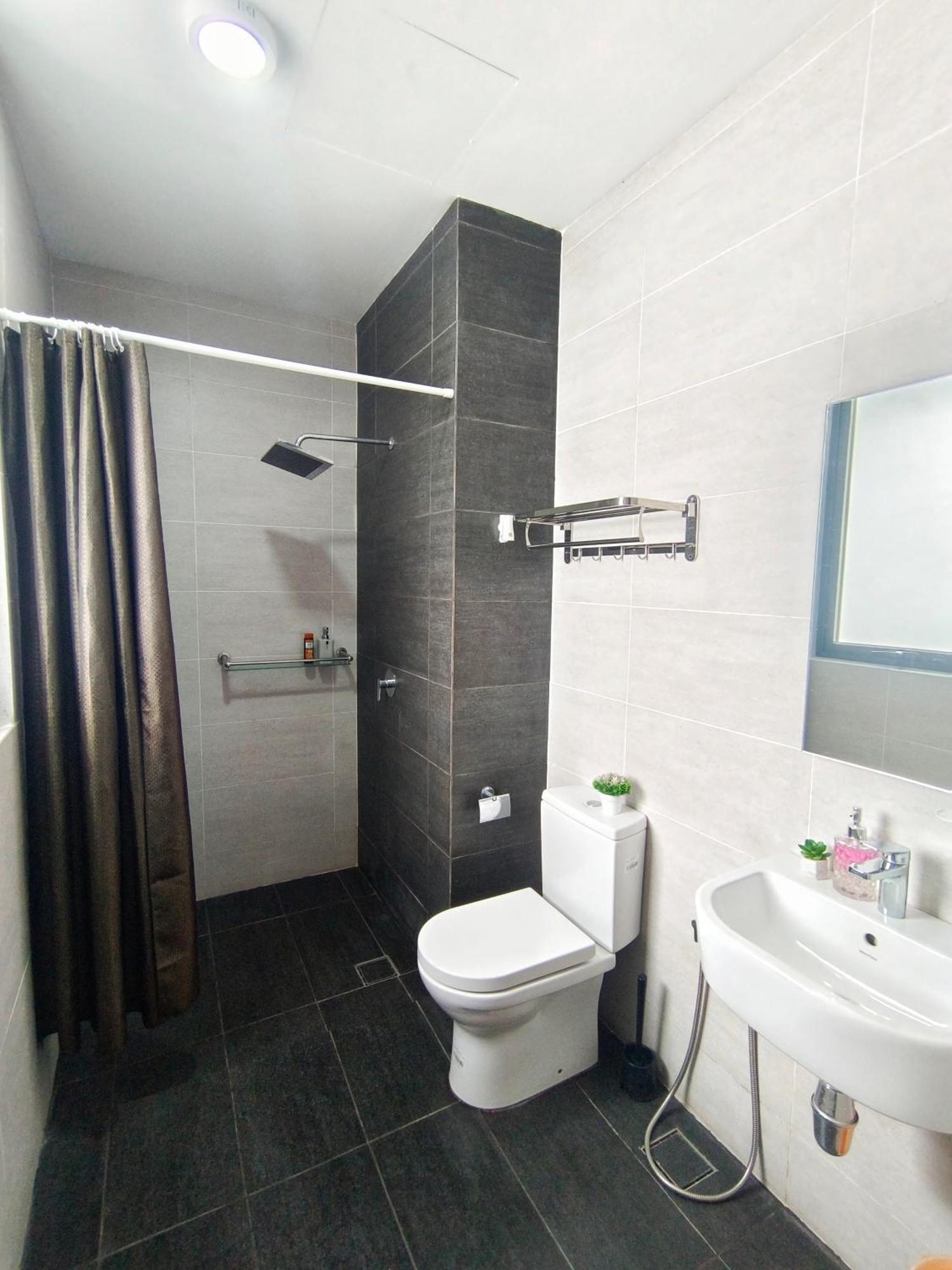 One Bedroom Troika Kota Bharu By Aghome, Modern Design Dış mekan fotoğraf