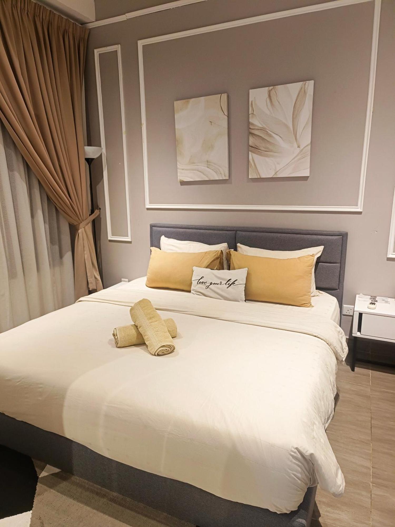 One Bedroom Troika Kota Bharu By Aghome, Modern Design Dış mekan fotoğraf